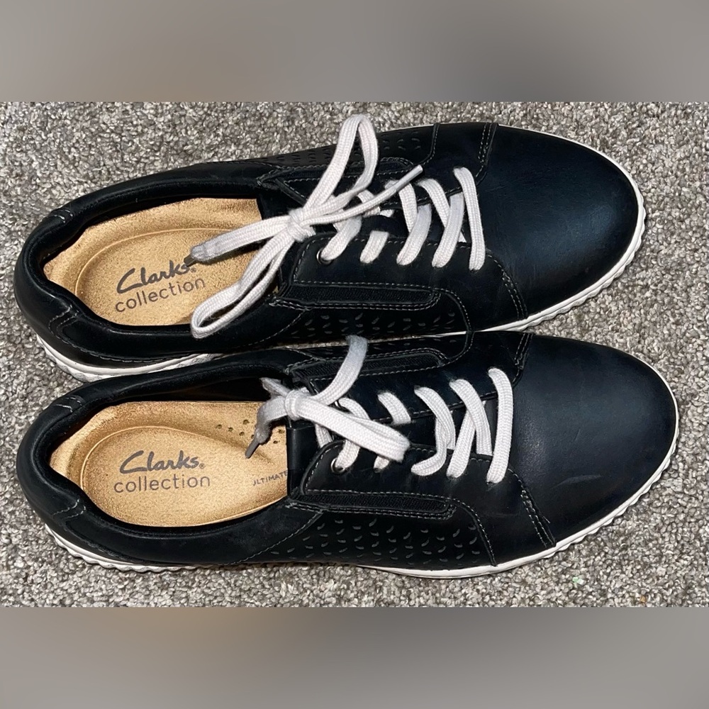Clark’s Women’s 9 black leather sneaker casual lace up - Picture 2 of 9